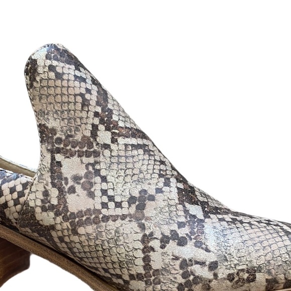 Chinese Laundry Fortune Python Bootie NWOT 8.5 - Picture 4 of 9